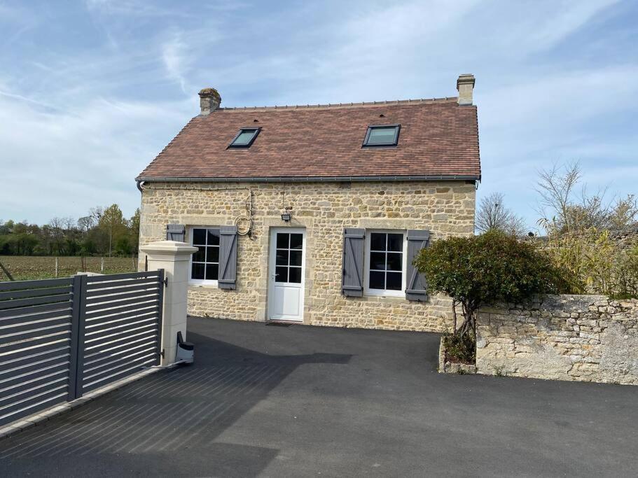 Jolie maison pour 4 à 6 personnes Ellon Exterior foto